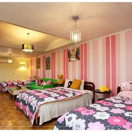 Bed and Breakfast Genial House Цзяосі Екстер'єр фото